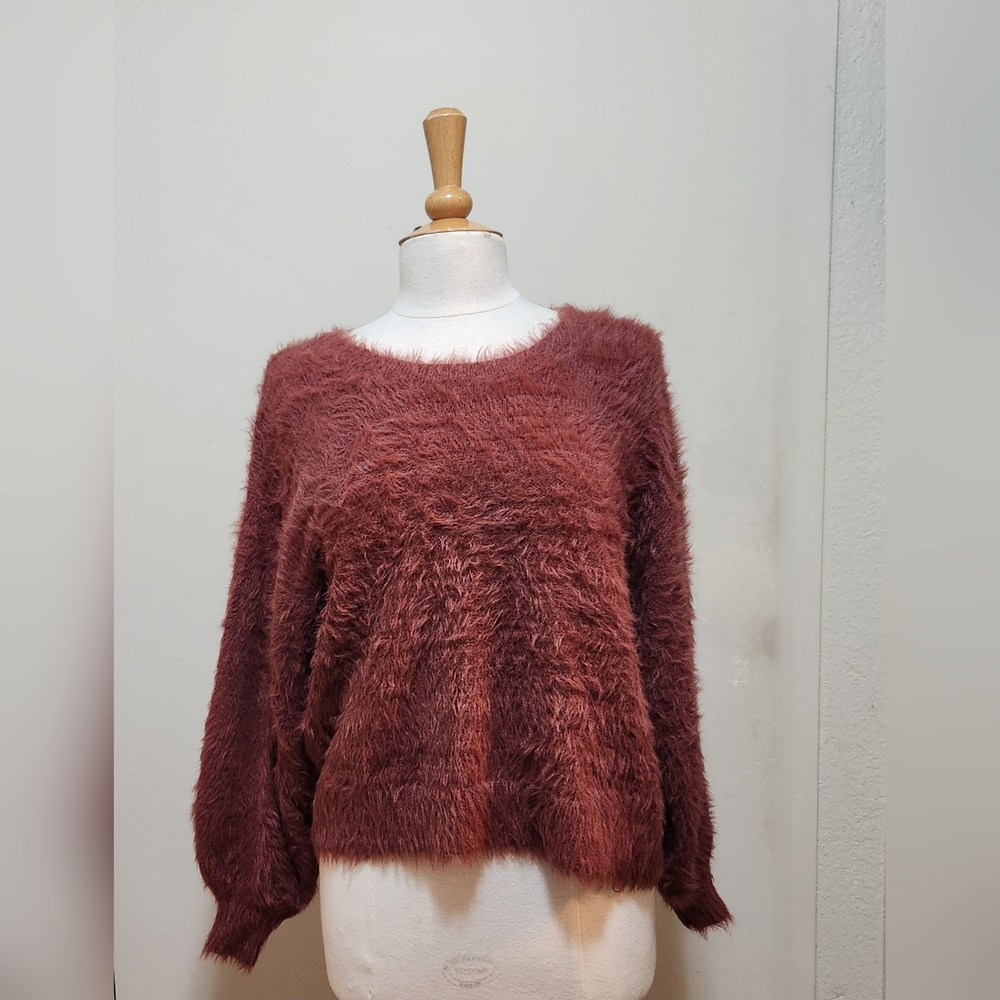 London Kaye Red Fuzzy Furry Sweater Stretch Faux Fur Size M - Picture 2 of 8